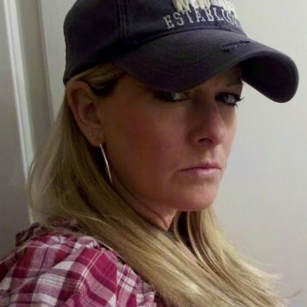 Meet your Posher, Amie